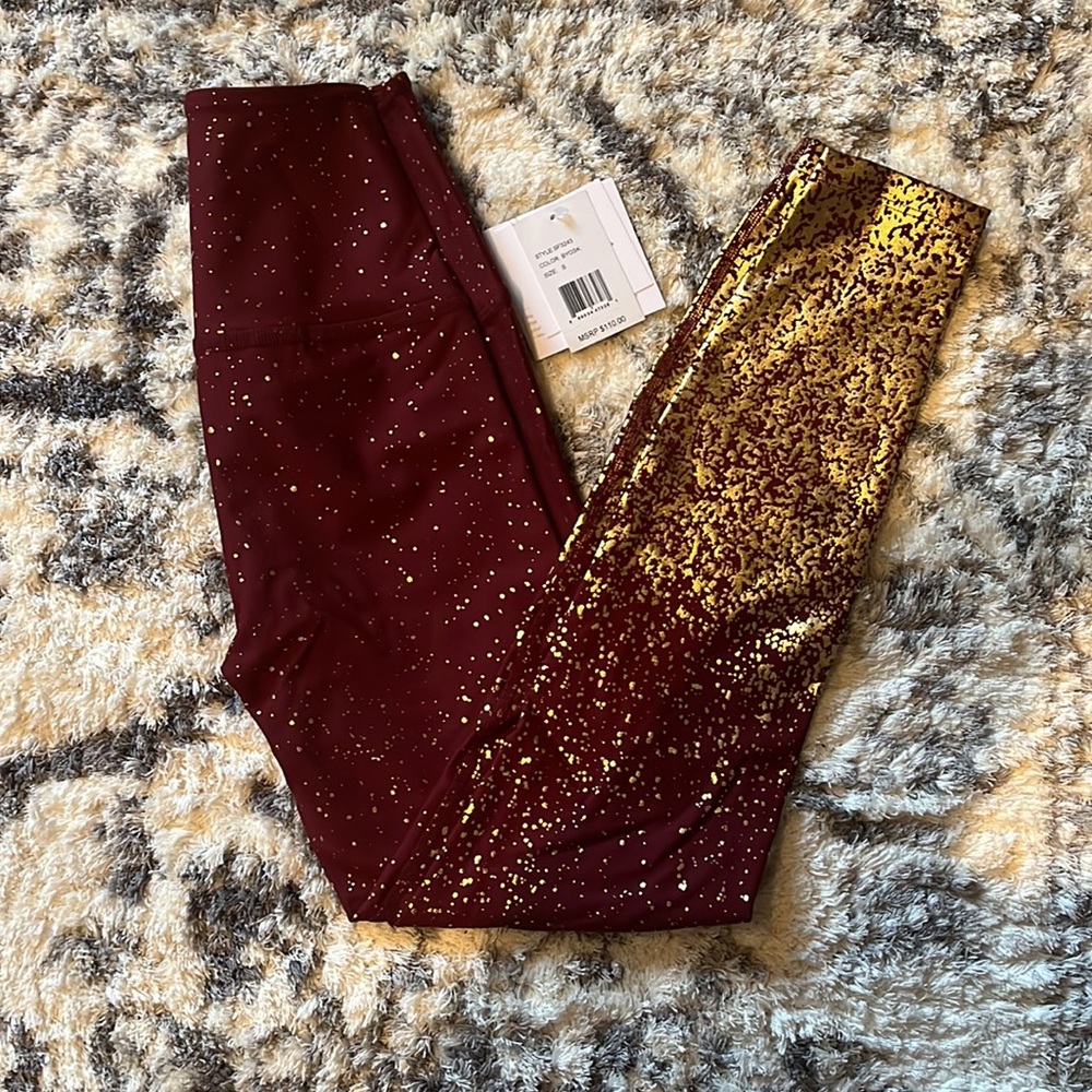 Beyond Yoga Leggings S NWT